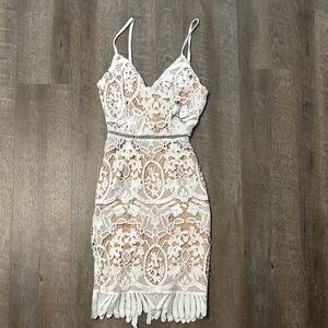 Elegant White Lace Dress